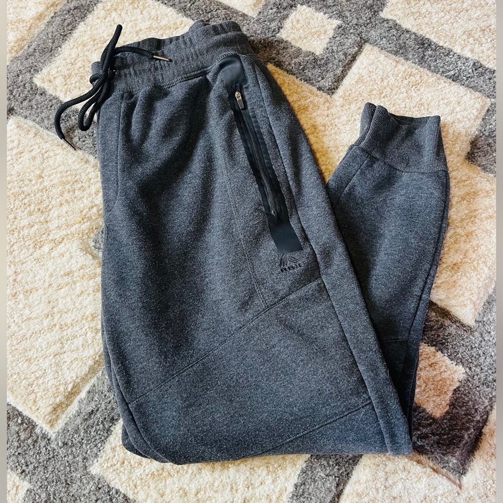 Men’s RBX Active Large Grey Tapered Jogger Fleece Lined Sweatpants.
